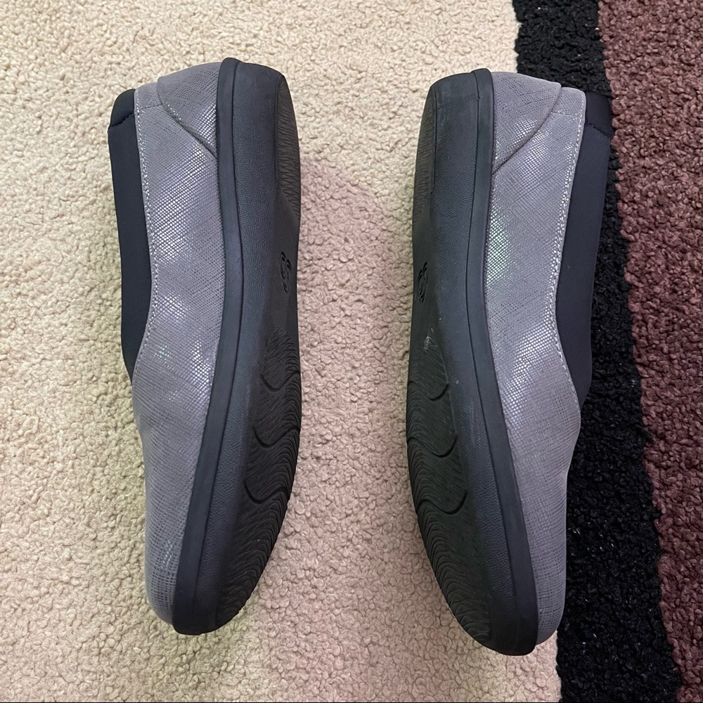 Cloudsteppers By Clarks- Soft Cushion, Size 6, Gr… - image 7